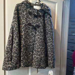 Jessica Simpson Cape like coat with hood